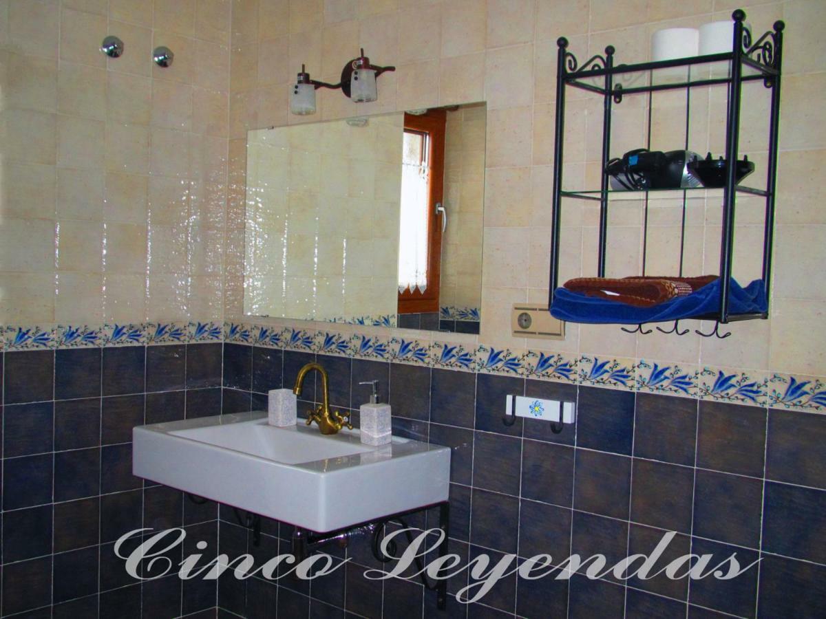 Cinco Leyendas Liegos Luaran gambar