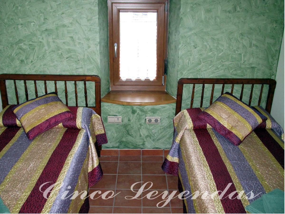 Cinco Leyendas Liegos Luaran gambar